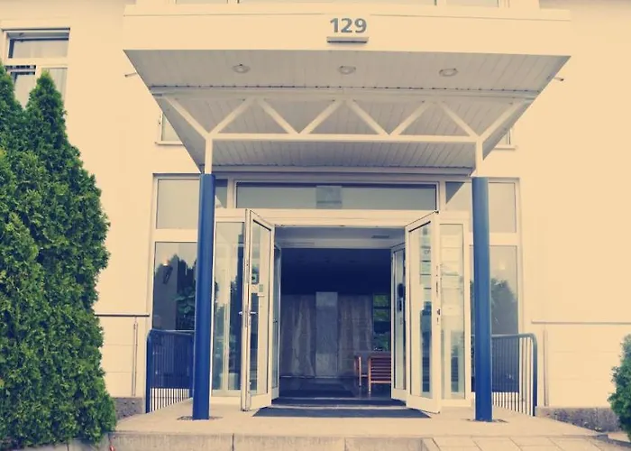 Bed and Breakfast Sezer B&A UG Berlin